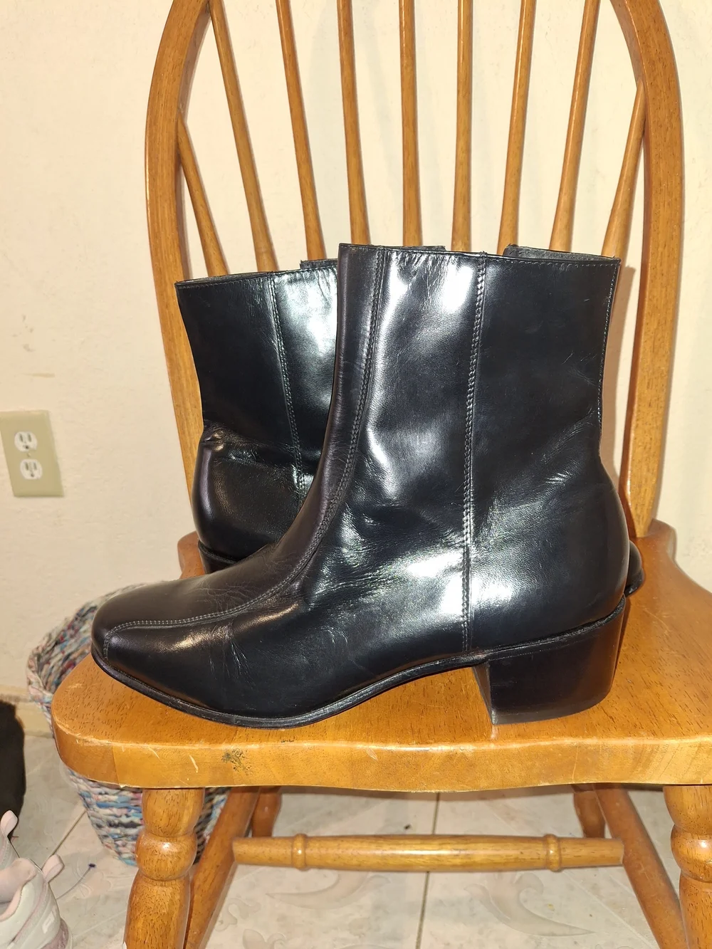 Florsheim Black Leather Chukka Zip Boots